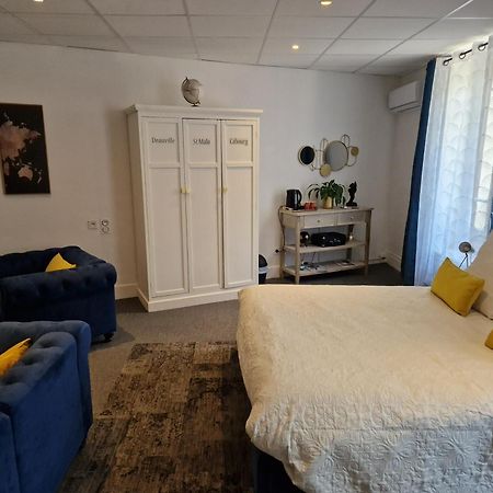 Le Manoir- Cluny Bed & Breakfast Exterior foto
