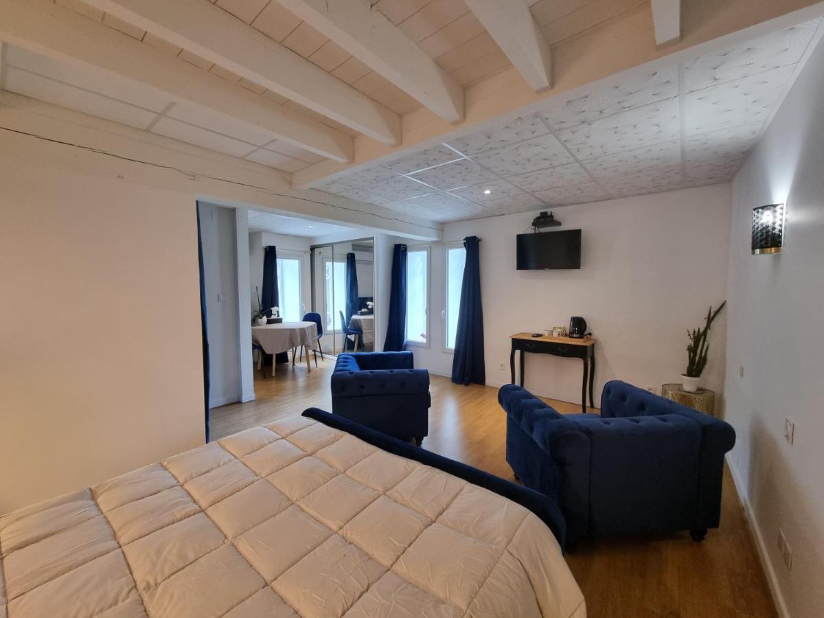 Le Manoir- Cluny Bed & Breakfast Exterior foto