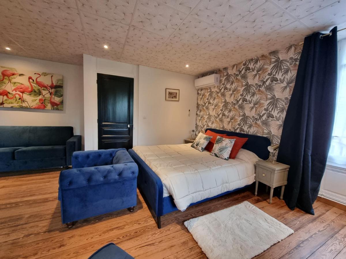 Le Manoir- Cluny Bed & Breakfast Exterior foto