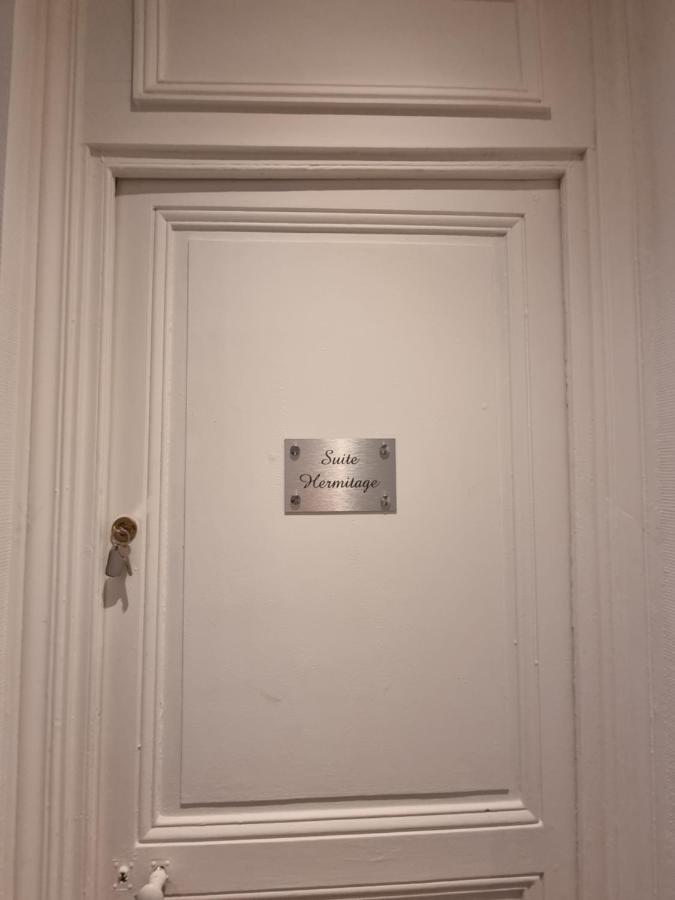 Le Manoir- Cluny Bed & Breakfast Exterior foto